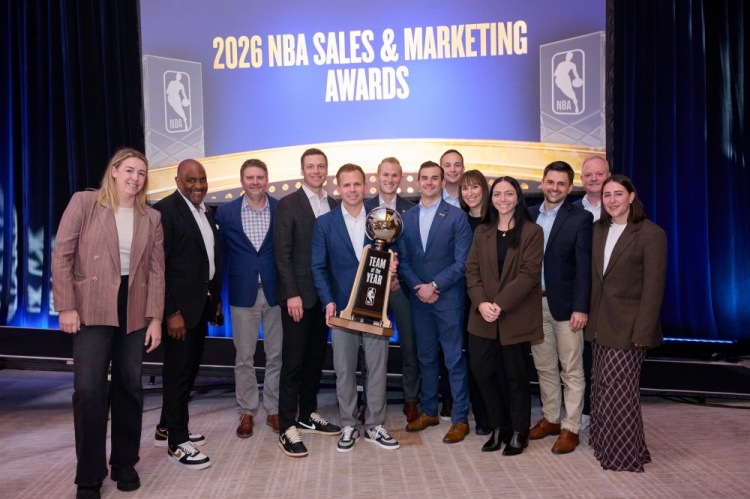 天天盈球下载-NBA官方：骑士荣获年度最佳球队奖 在多项营销方面都创下了纪录